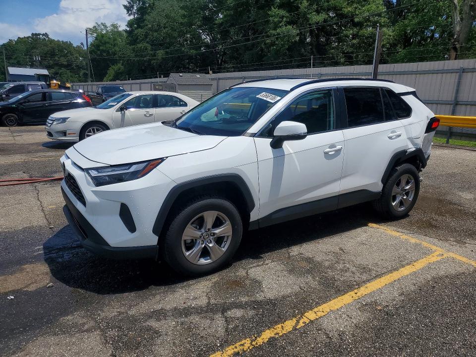53668106 :رقم المزاد ، 2T3W1RFV3NW214353 vin ، 2022 Toyota Rav4 مزاد بيع