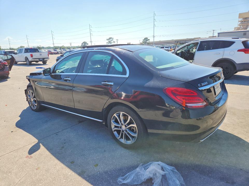 52822716 :رقم المزاد ، 55SWF4KB5FU004245 vin ، 2015 Mercedes-benz C مزاد بيع