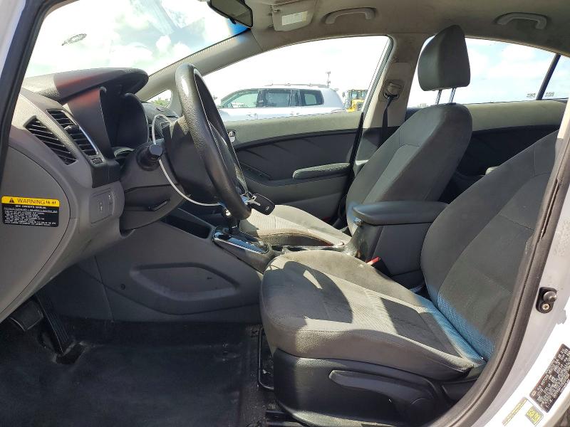 54979296 :رقم المزاد ، 3KPFK4A71HE026858 vin ، 2017 Kia Forte مزاد بيع