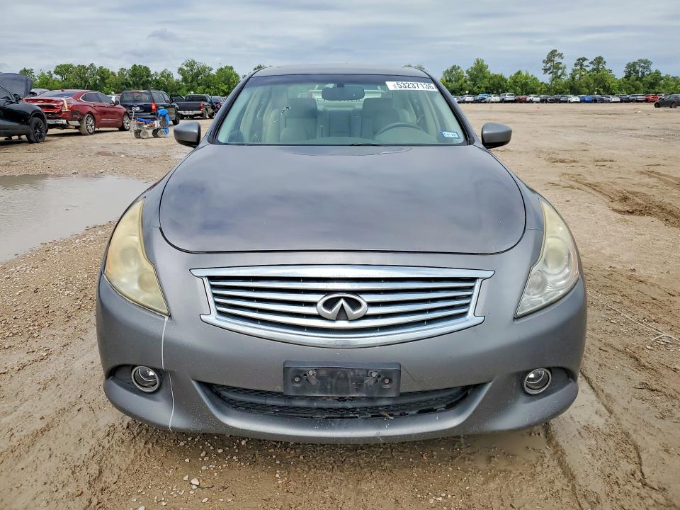 53237136 :رقم المزاد ، JN1CV6AP1FM503408 vin ، 2015 Infiniti Q40 مزاد بيع