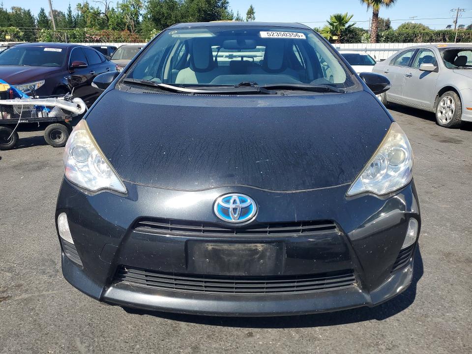 52350356 :رقم المزاد ، JTDKDTB32E1572128 vin ، 2014 Toyota Prius C مزاد بيع