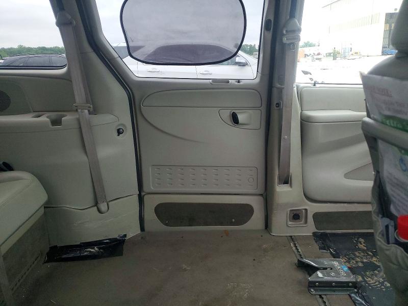 Auction sale of the 2005 Chrysler Town & Country, vin: 2C8GP54L55R233797, lot number: 54141006