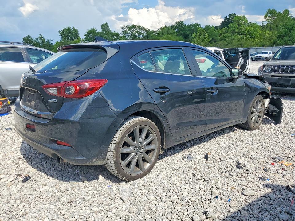 51921406 :رقم المزاد ، 3MZBN1M36JM270852 vin ، 2018 Mazda 3 مزاد بيع