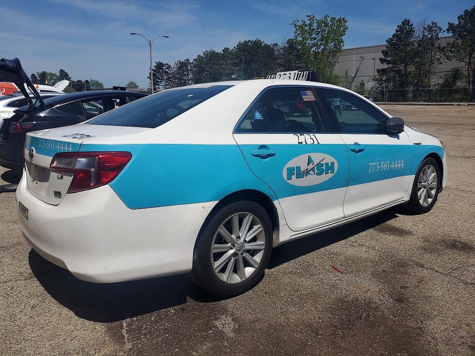 52176676 :رقم المزاد ، 4T1BD1FK4DU084460 vin ، 2013 Toyota Camry Hybrid مزاد بيع