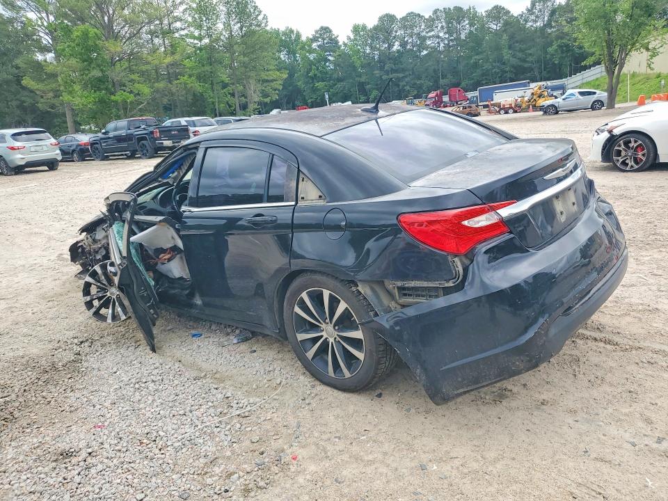54995366 :رقم المزاد ، 1C3CCBBG7DN744864 vin ، 2013 Chrysler 200 مزاد بيع