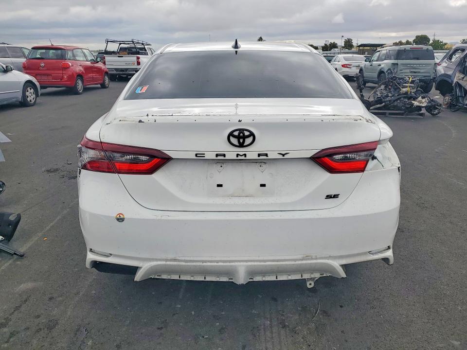 Продажа на аукционе авто 2024 Toyota Camry, vin: 4T1G11AK7RU226359, номер лота: 54889676