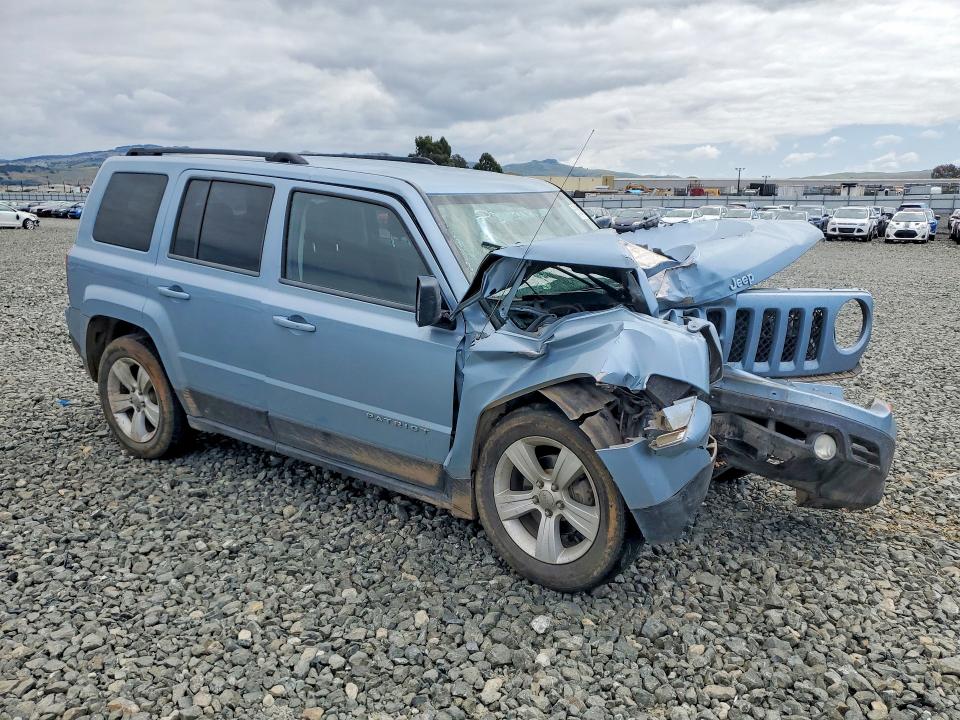 51561726 :رقم المزاد ، 1C4NJRBB0ED541376 vin ، 2014 Jeep Patriot مزاد بيع