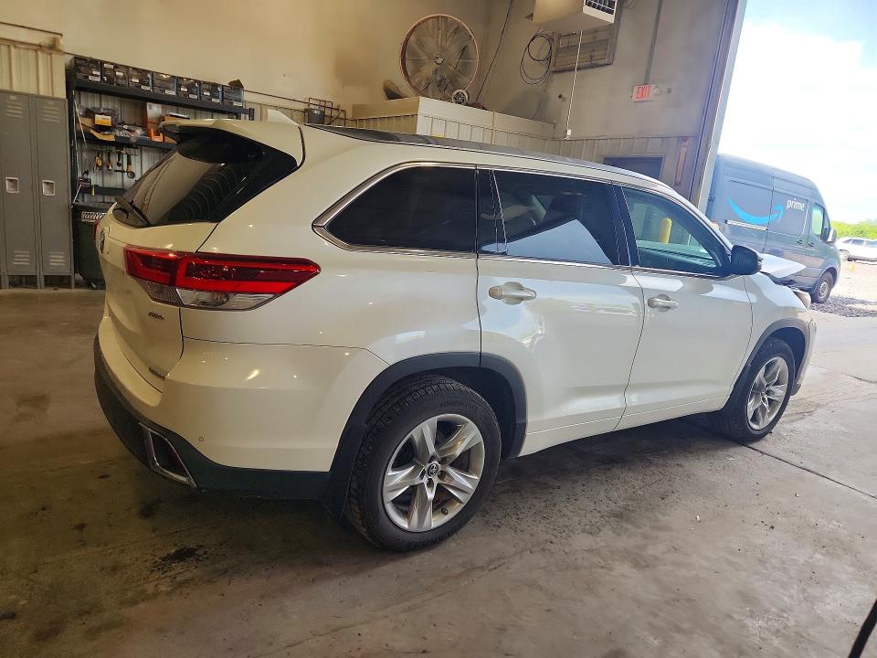 Aukcja sprzedaży 2017 Toyota Highlander, vin: 5TDDZRFH0HS398666, numer aukcji: 51997376