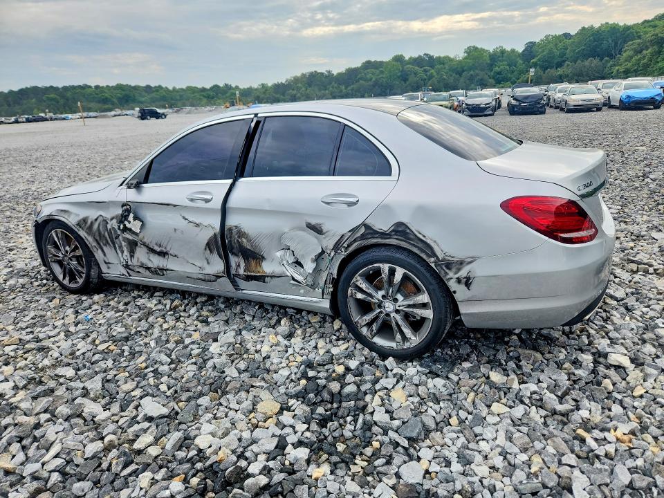 52845966 :رقم المزاد ، 55SWF4JB8HU188603 vin ، 2017 Mercedes-benz C مزاد بيع