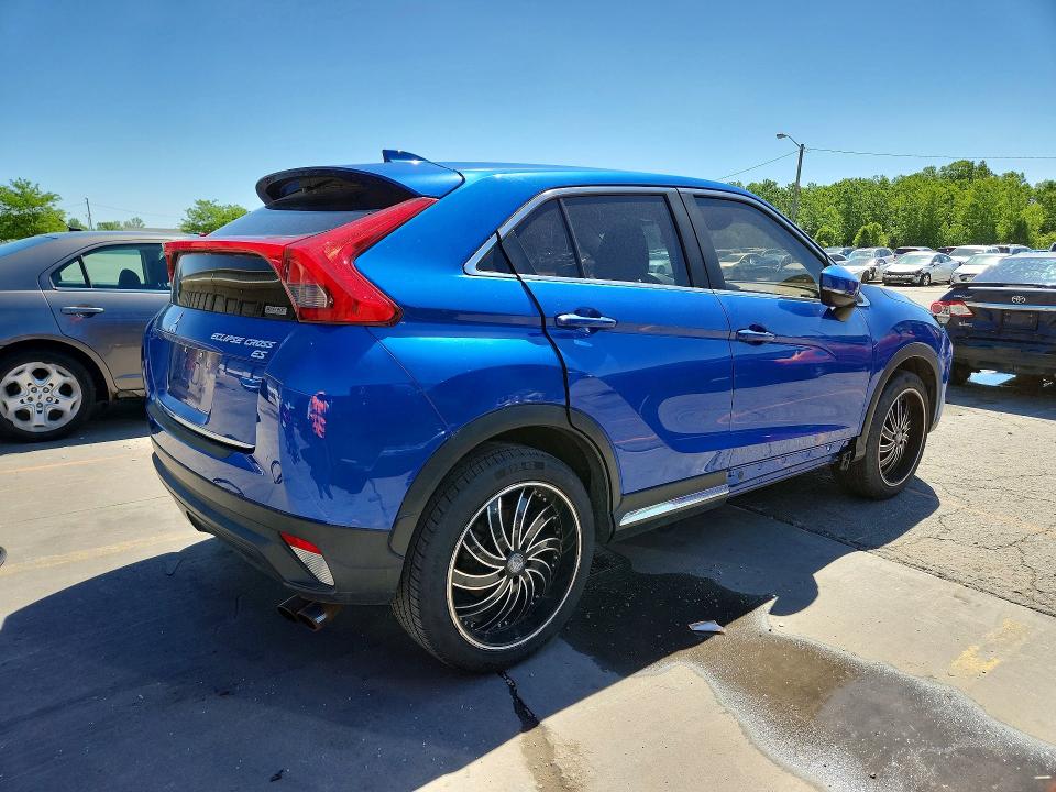 2018 Mitsubishi Eclipse Cross მანქანა იყიდება აუქციონზე, vin: JA4AT3AA8JZ049765, აუქციონის ნომერი: 53385036