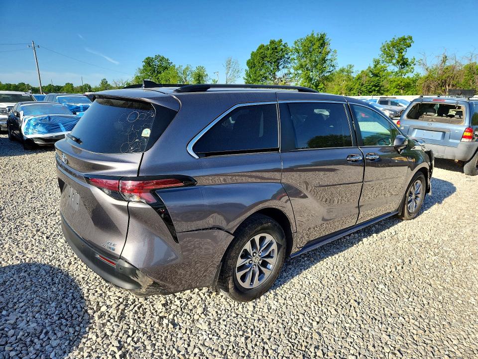 2022 Toyota Sienna მანქანა იყიდება აუქციონზე, vin: 5TDJRKEC1NS123285, აუქციონის ნომერი: 50799086