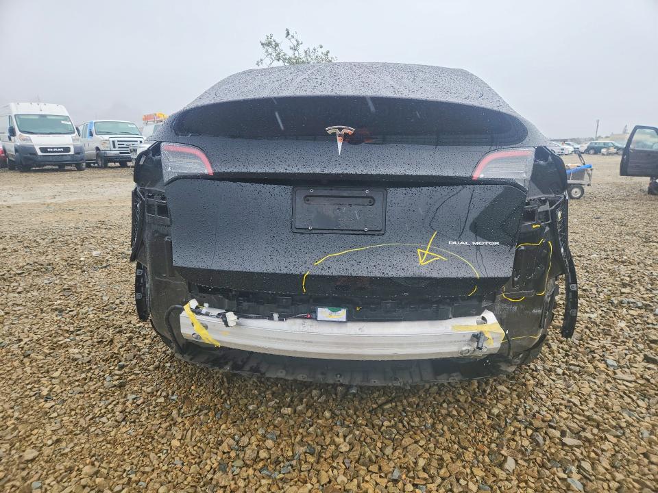 55368256 :رقم المزاد ، 7SAYGDEE7NF569336 vin ، 2022 Tesla Model Y مزاد بيع