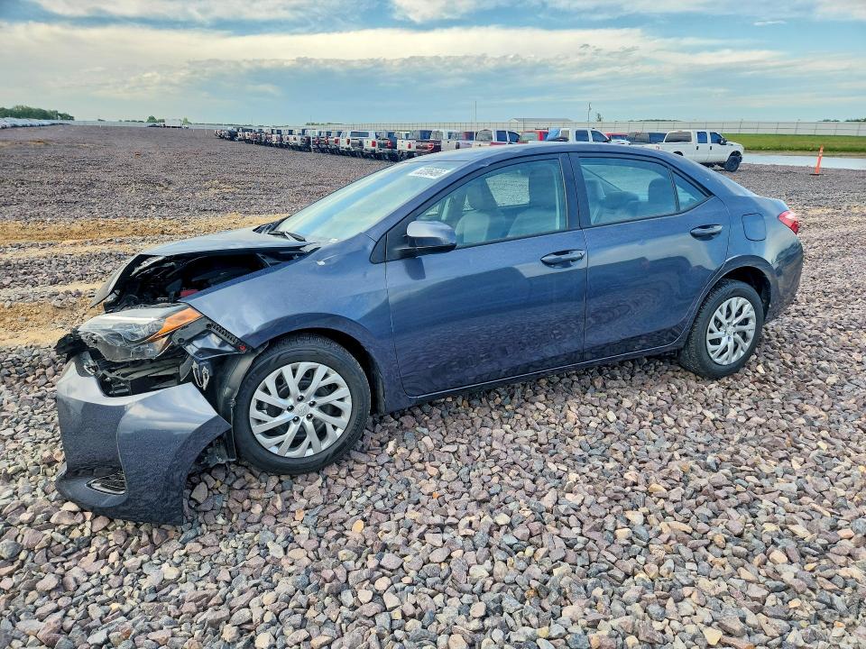 Auction sale of the 2018 Toyota Corolla, vin: 5YFBURHEXJP789332, lot number: 53286466