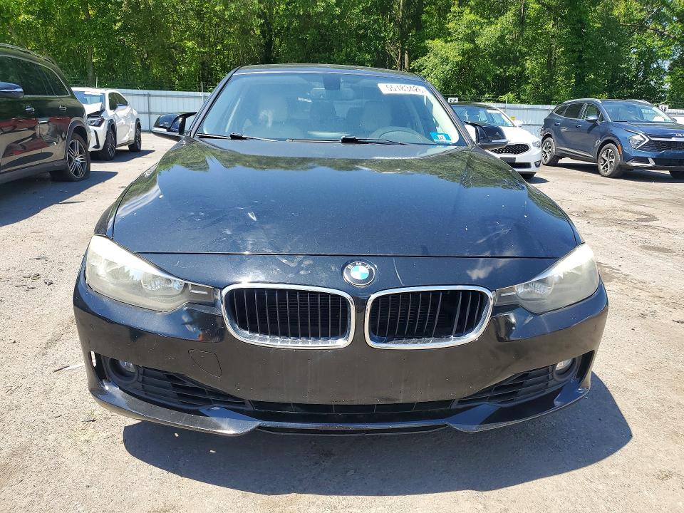 55183426 :رقم المزاد ، WBA3C1C53FK119477 vin ، 2015 Bmw 328 مزاد بيع