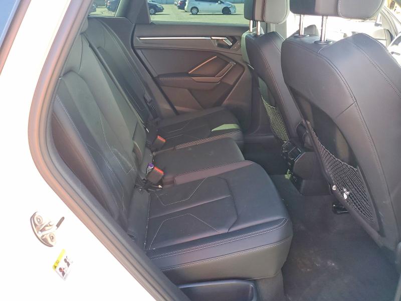 53222956 :رقم المزاد ، WA1EECF31N1141021 vin ، 2022 Audi Q3 مزاد بيع