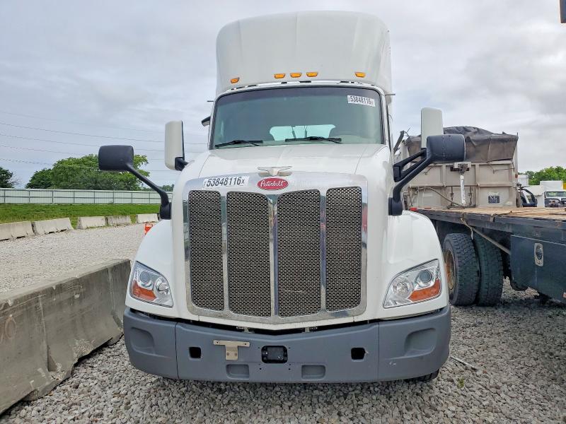 2018 Peterbilt 579 მანქანა იყიდება აუქციონზე, vin: 1XPBA48X8JD478044, აუქციონის ნომერი: 53848116