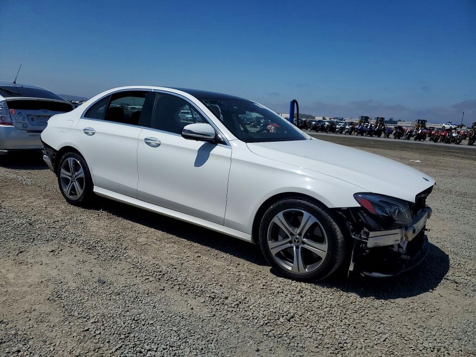 52376006 :رقم المزاد ، WDDZF8DB2LA716175 vin ، 2020 Mercedes-benz E مزاد بيع