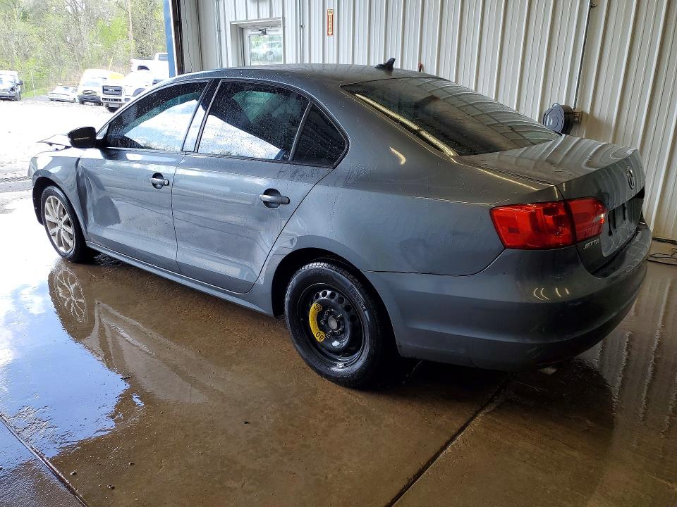 52063896 :رقم المزاد ، 3VWDZ7AJXBM347338 vin ، 2011 Volkswagen Jetta مزاد بيع