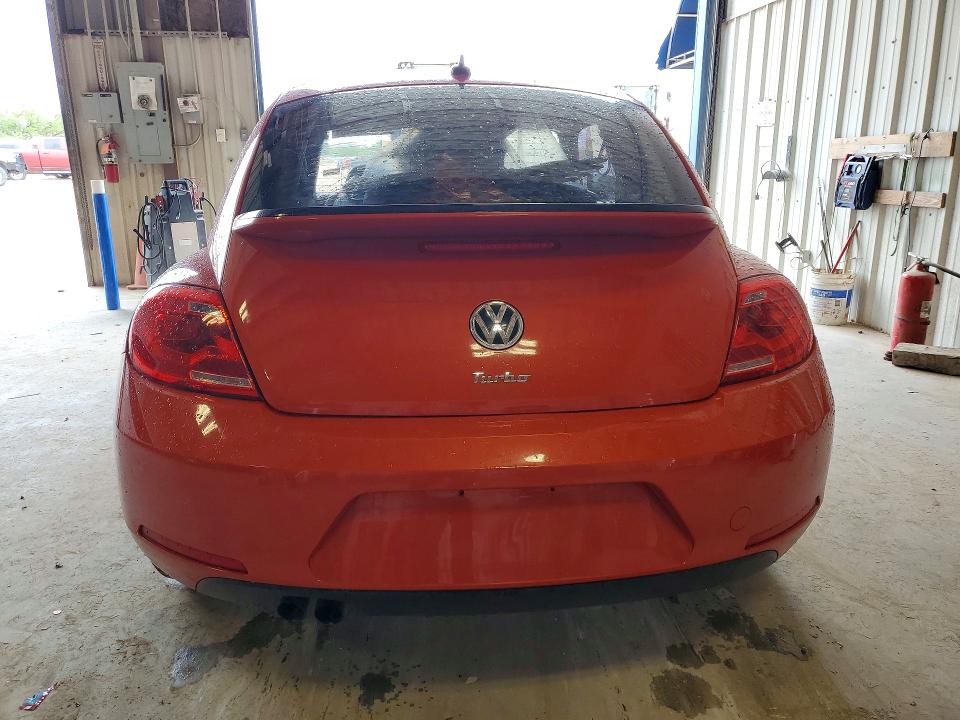 2016 Volkswagen Beetle მანქანა იყიდება აუქციონზე, vin: 3VWJ17AT1GM624784, აუქციონის ნომერი: 51667746
