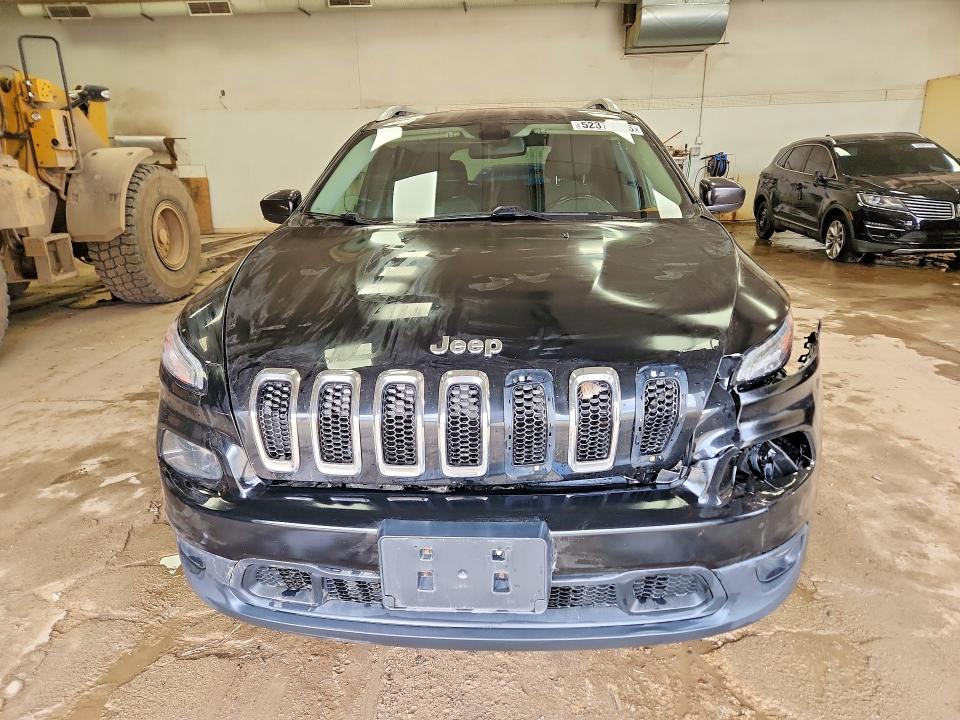 2017 Jeep Cherokee მანქანა იყიდება აუქციონზე, vin: 1C4PJMCS5HW608234, აუქციონის ნომერი: 52372646