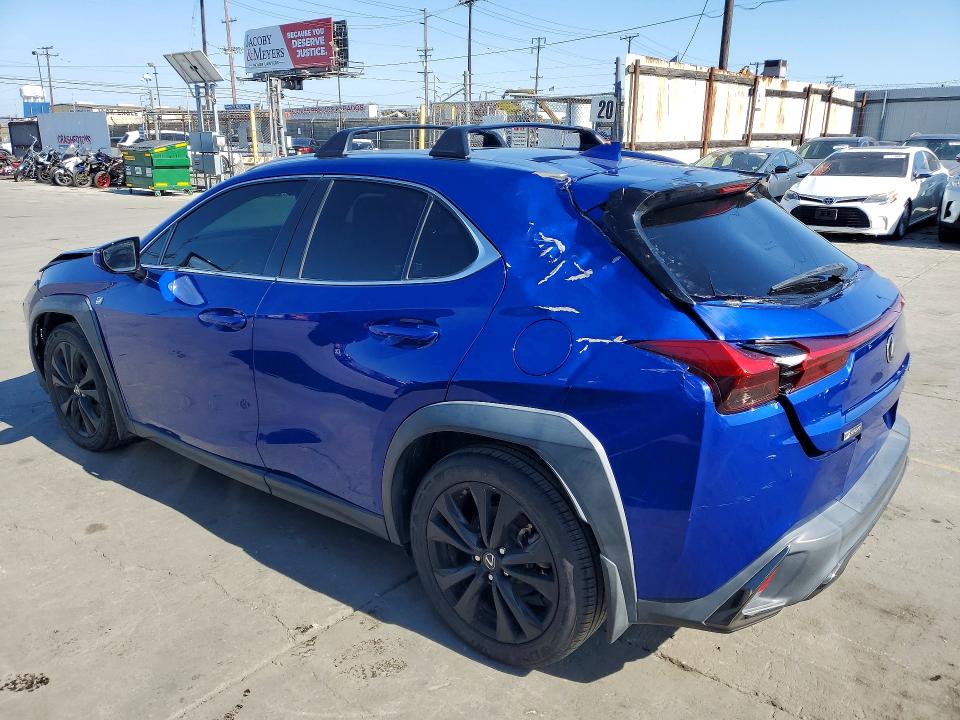53073956 :رقم المزاد ، JTHY3JBH8K2017377 vin ، 2019 Lexus Ux 200 مزاد بيع