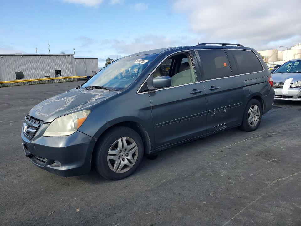 2005 Honda Odyssey მანქანა იყიდება აუქციონზე, vin: 5FNRL38435B402336, აუქციონის ნომერი: 52088736