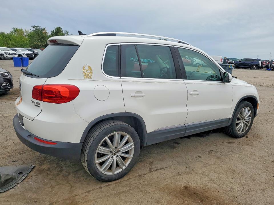 2013 Volkswagen Tiguan მანქანა იყიდება აუქციონზე, vin: WVGBV3AX9DW607830, აუქციონის ნომერი: 53264886