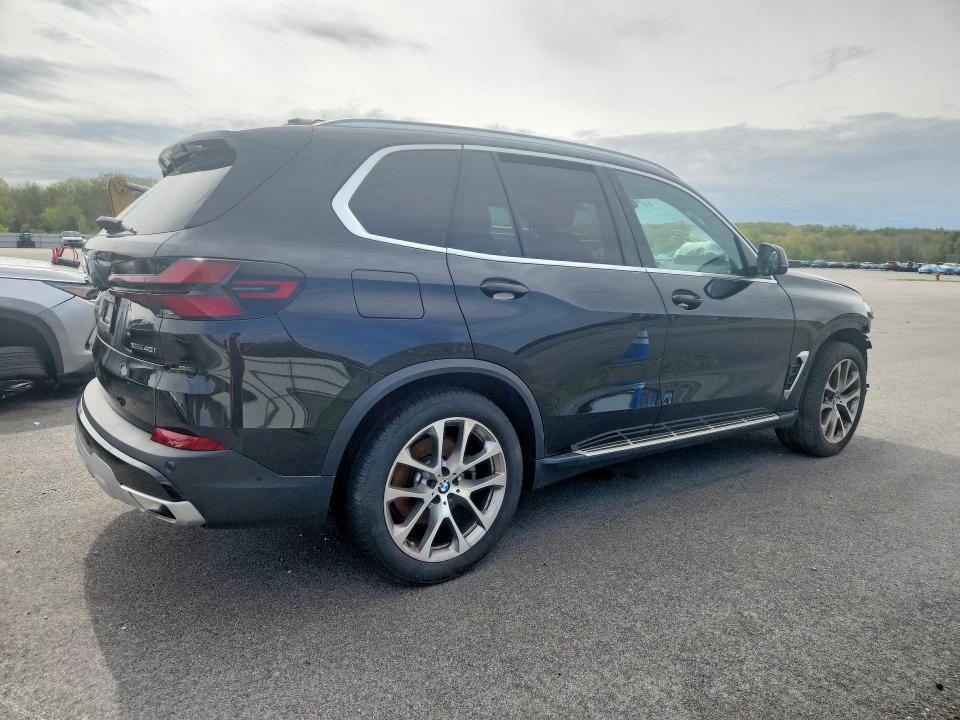 52923836 :رقم المزاد ، 5UX23EU08T9086096 vin ، 2026 Bmw X5 مزاد بيع