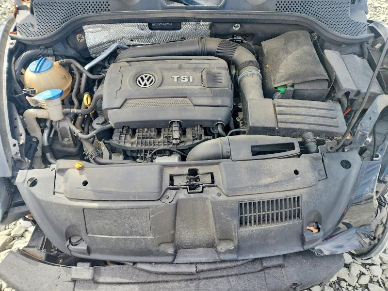 53024436 :رقم المزاد ، 3VW517AT7HM813782 vin ، 2017 Volkswagen Beetle مزاد بيع
