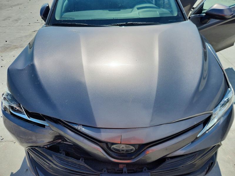 Продажа на аукционе авто 2018 Toyota Camry, vin: 4T1B11HK4JU007587, номер лота: 55032476