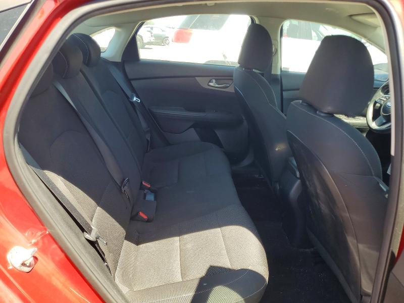 2019 Kia Forte მანქანა იყიდება აუქციონზე, vin: 3KPF24AD4KE084024, აუქციონის ნომერი: 54855276