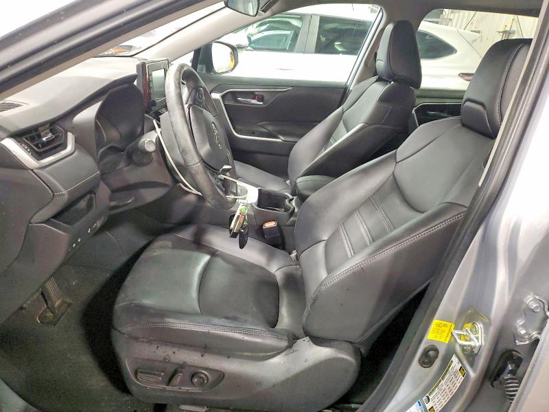 2022 Toyota Rav4 მანქანა იყიდება აუქციონზე, vin: 2T3A1RFV1NC293145, აუქციონის ნომერი: 53927246