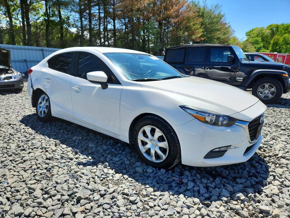 52744376 :رقم المزاد ، 3MZBN1U77JM174019 vin ، 2018 Mazda 3 مزاد بيع