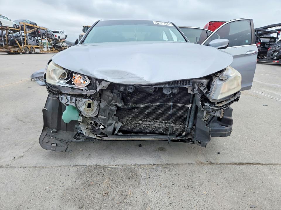 52951946 :رقم المزاد ، 1HGCR2F32HA055864 vin ، 2017 Honda Accord مزاد بيع