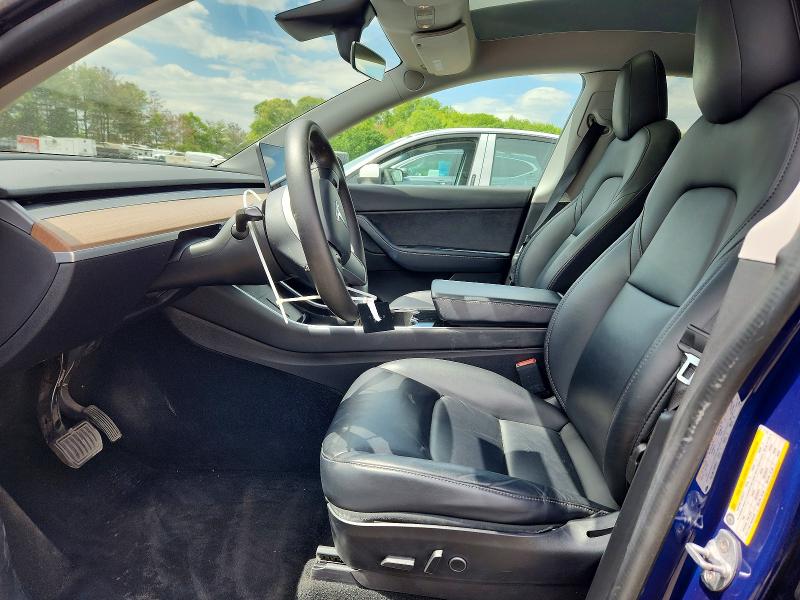 52920756 :رقم المزاد ، 5YJYGDEE3MF071128 vin ، 2021 Tesla Model Y مزاد بيع