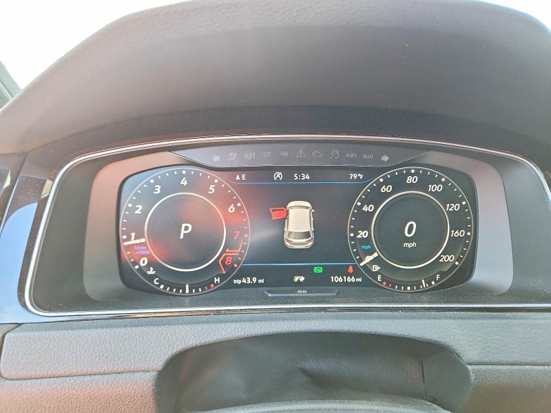 52314176 :رقم المزاد ، WVWVF7AU0JW061541 vin ، 2018 Volkswagen Golf R مزاد بيع