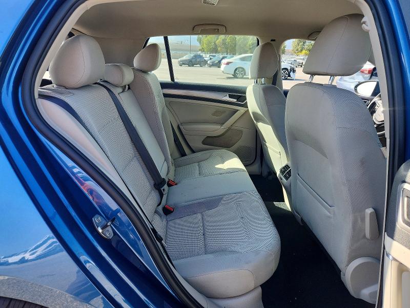 Продаж на аукціоні авто 2017 Volkswagen Golf, vin: 3VW117AU1HM032876, номер лоту: 55019246