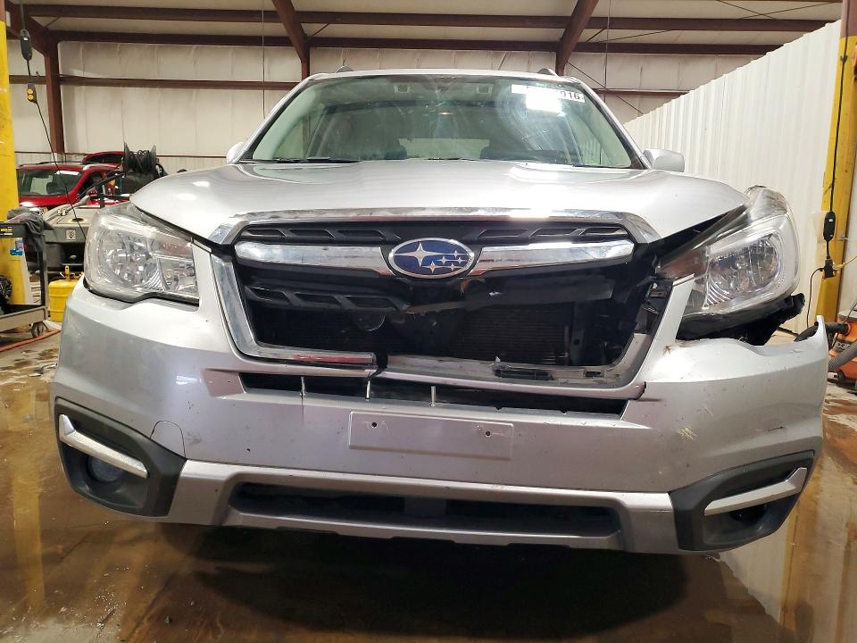 Продажа на аукционе авто 2017 Subaru Forester, vin: JF2SJAGCXHH532933, номер лота: 53454016