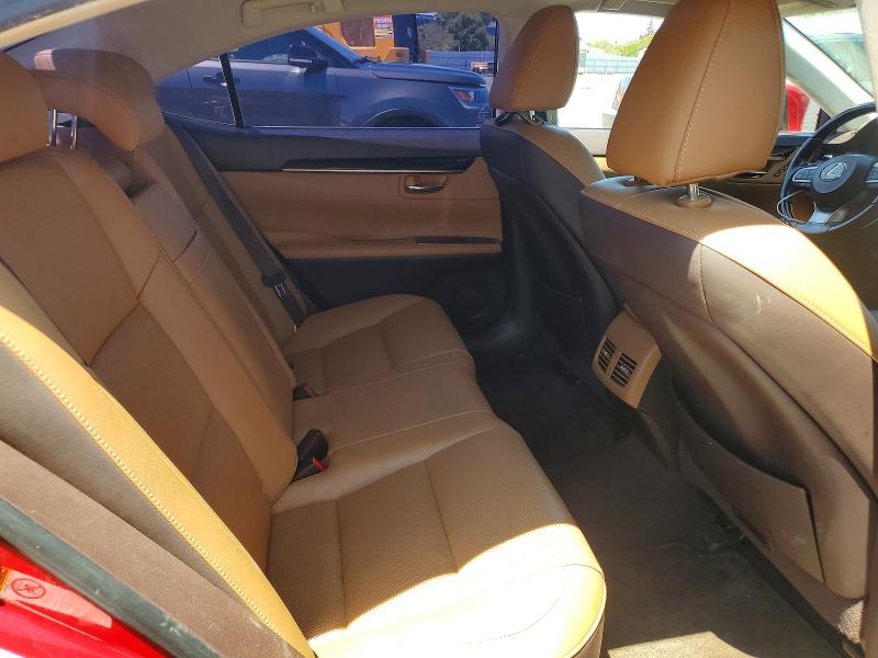 52750296 :رقم المزاد ، JTHBW1GGXG2117369 vin ، 2016 Lexus Es مزاد بيع