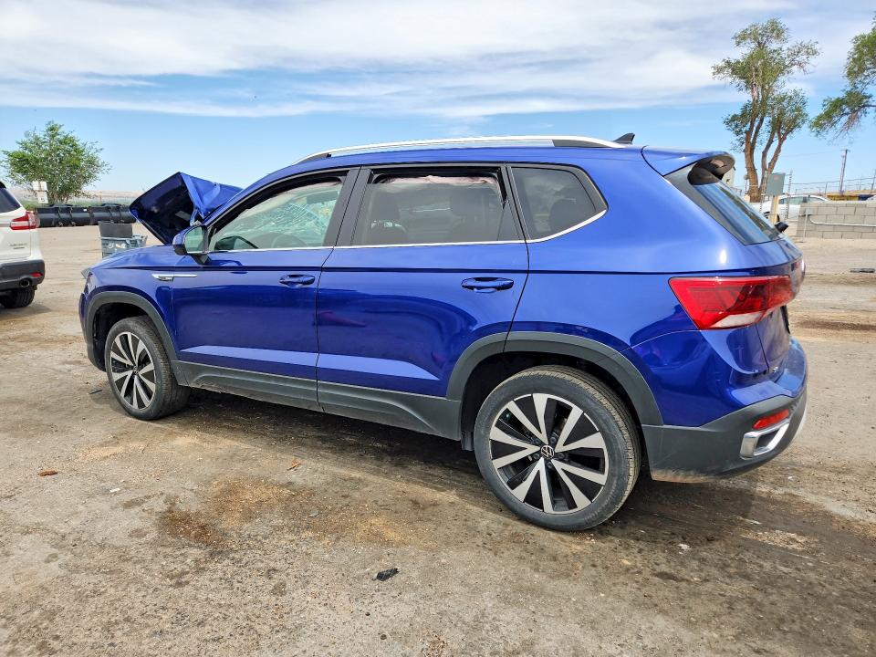 Продажа на аукционе авто 2022 Volkswagen Taos, vin: 3VVRX7B25NM029431, номер лота: 55000556