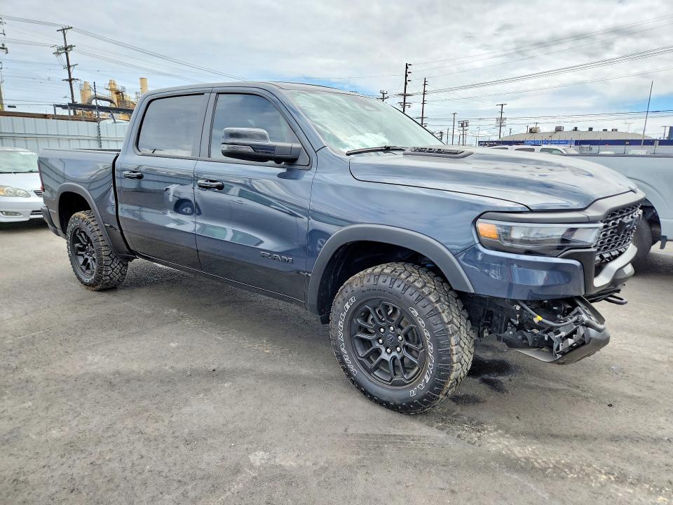Продаж на аукціоні авто 2025 Ram 1500, vin: 1C6SRFLP2SN657325, номер лоту: 52385876