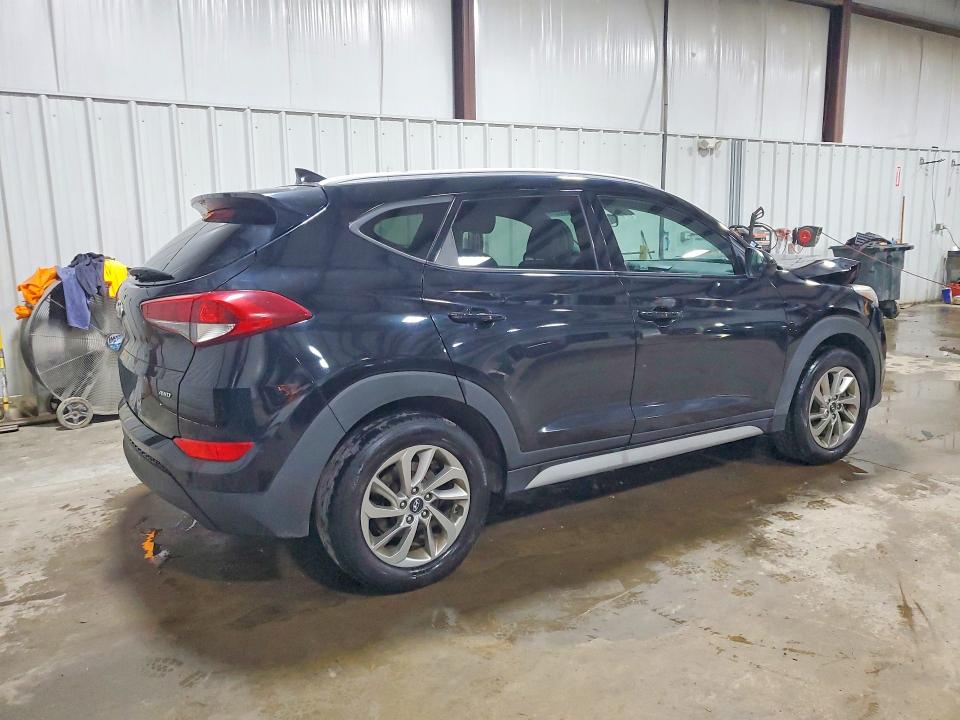 54835576 :رقم المزاد ، KM8J3CA46JU633817 vin ، 2018 Hyundai Tucson مزاد بيع