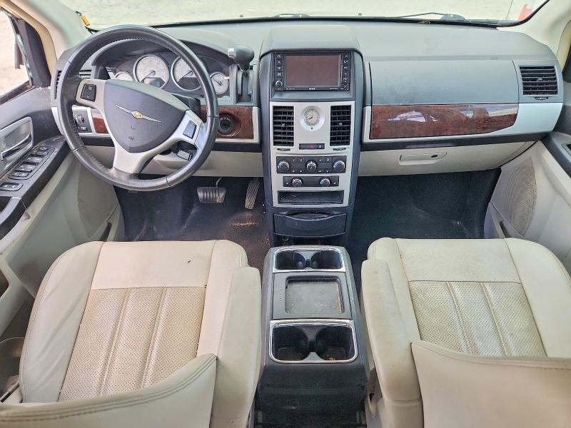 53577746 :رقم المزاد ، 2A4RR8DX7AR376960 vin ، 2010 Chrysler Town & Country مزاد بيع