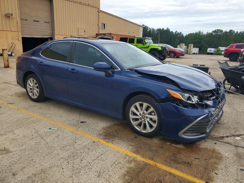 55079606 :رقم المزاد ، 4T1C11AK5PU134114 vin ، 2023 Toyota Camry مزاد بيع