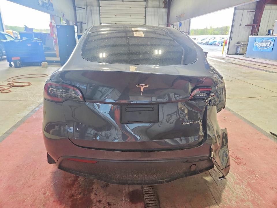 Продажа на аукционе авто 2023 Tesla Model Y, vin: 7SAYGDEE9PF883248, номер лота: 52531326