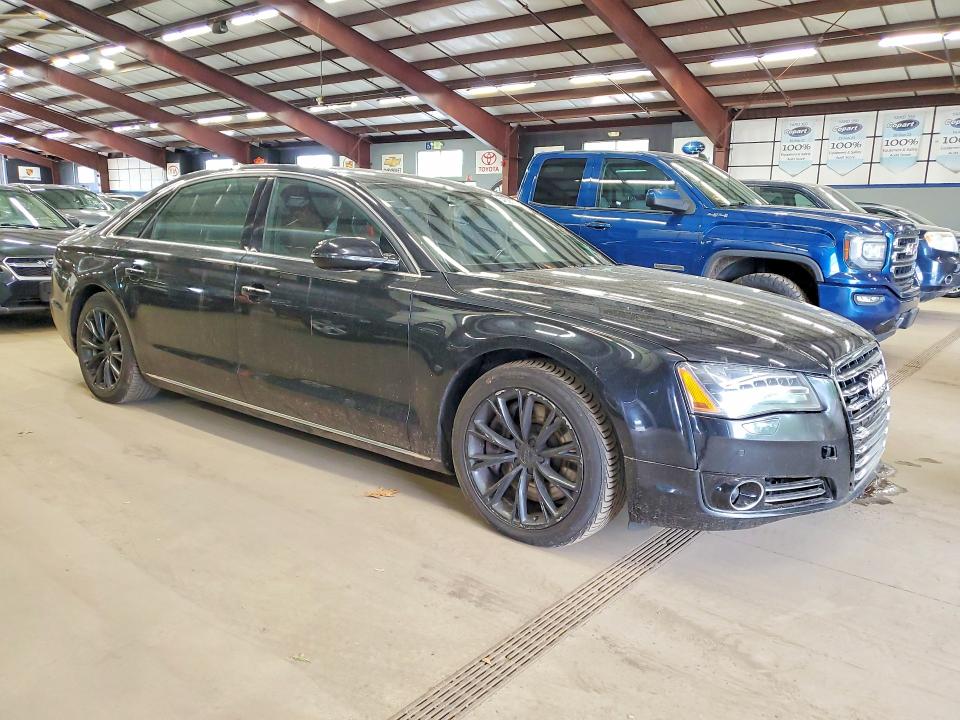 54393216 :رقم المزاد ، WAURVAFD0BN024715 vin ، 2011 Audi A8 مزاد بيع