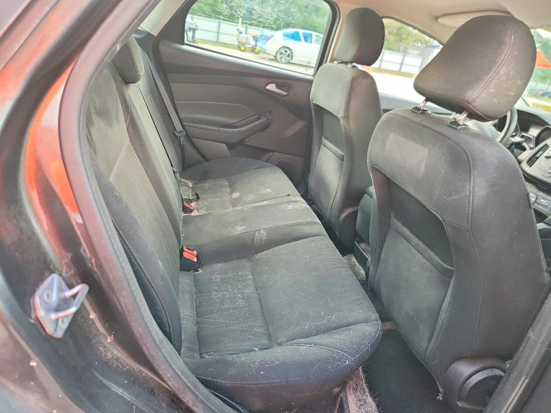 54642476 :رقم المزاد ، 1FADP3F21HL329202 vin ، 2017 Ford Focus مزاد بيع