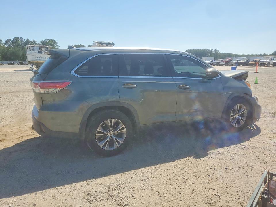 54339646 :رقم المزاد ، 5TDJKRFH5FS111990 vin ، 2015 Toyota Highlander مزاد بيع