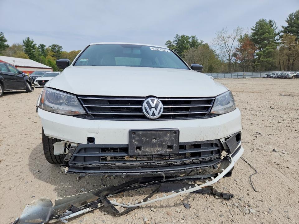 52676576 :رقم المزاد ، 3VWD17AJ0GM305209 vin ، 2016 Volkswagen Jetta مزاد بيع