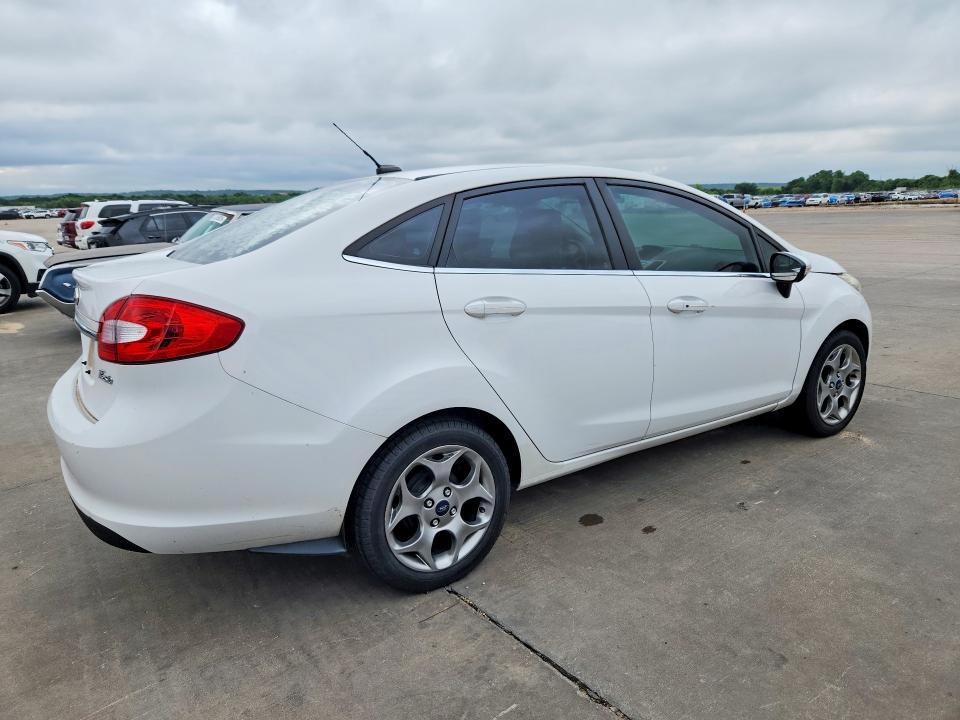 53648226 :رقم المزاد ، 3FADP4CJ7CM150610 vin ، 2012 Ford Fiesta مزاد بيع